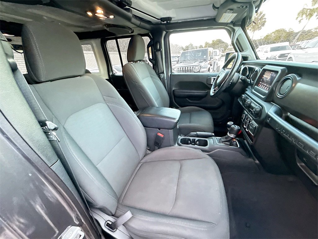 Used 2021 Jeep Wrangler Unlimited Sport image 31