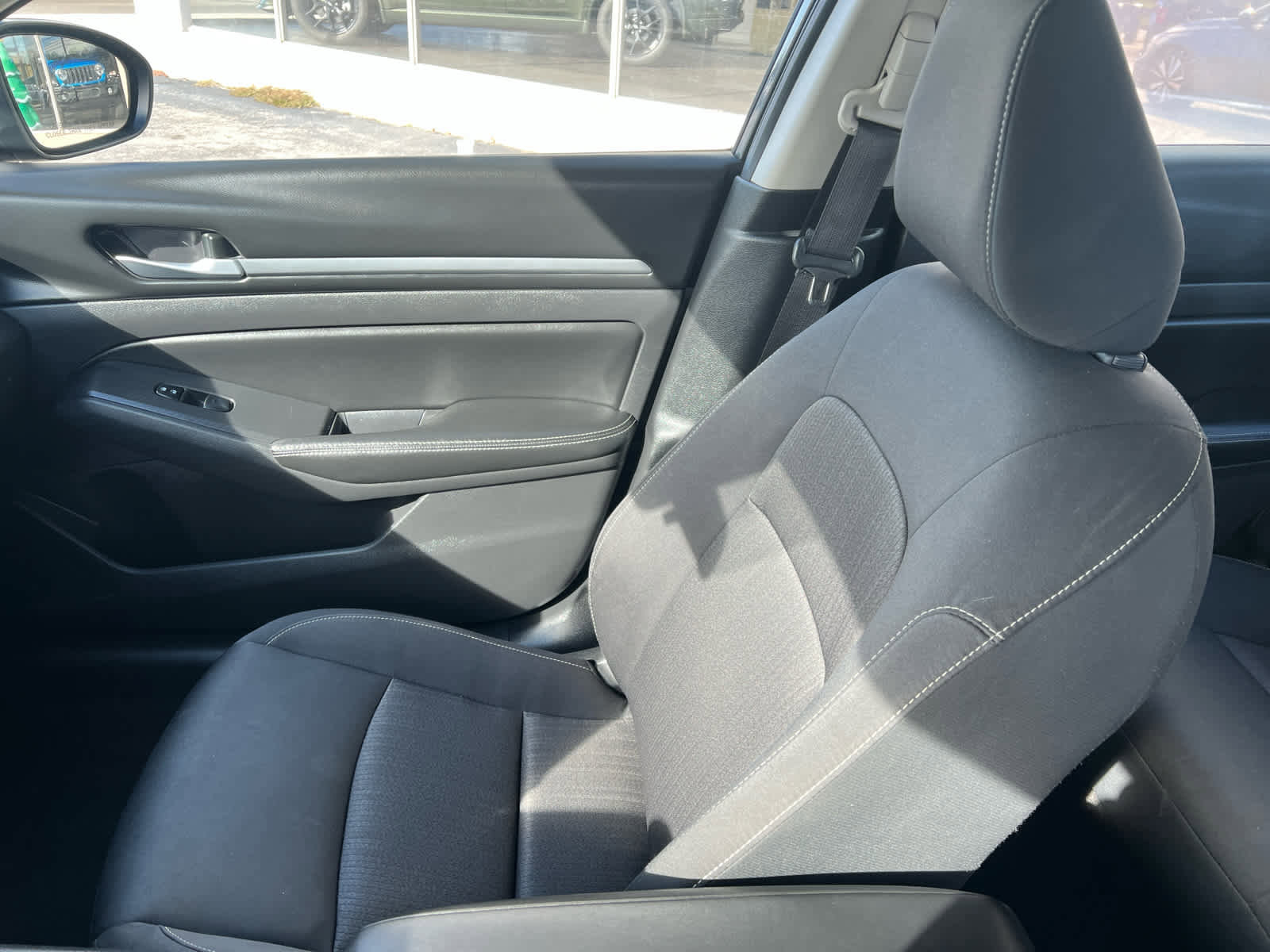 Used 2022 Nissan Altima 2.5 SV image 28