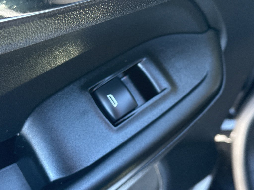 Used 2024 Chevrolet TrailBlazer LT w/ LT Cold Weather Package image 31