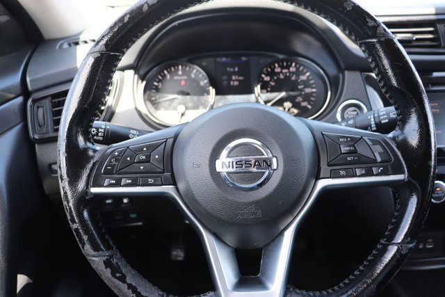 Used 2020 Nissan Rogue SV FWD image 20