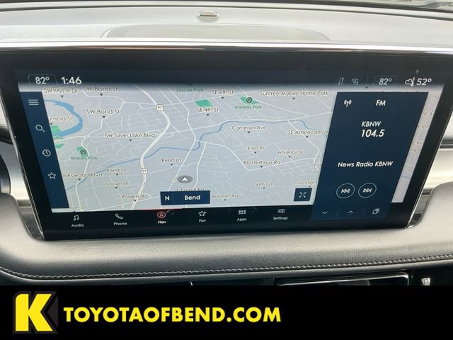 Used 2023 Lincoln Nautilus Reserve image 22