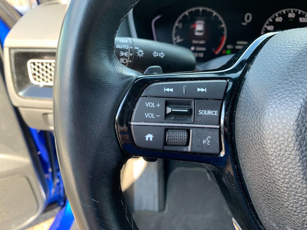 Used 2023 Honda Civic Sport image 28