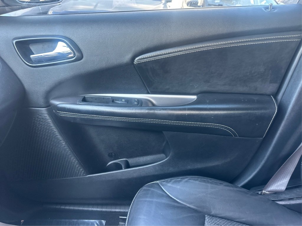 Used 2019 Dodge Journey Crossroad image 31