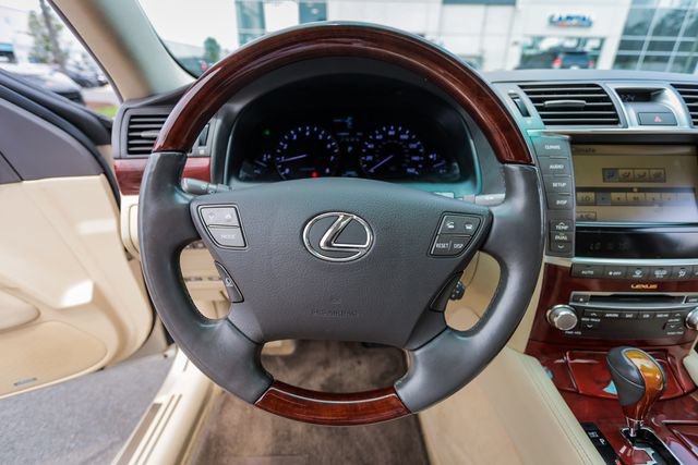 Used 2010 Lexus LS 460 RWD image 30