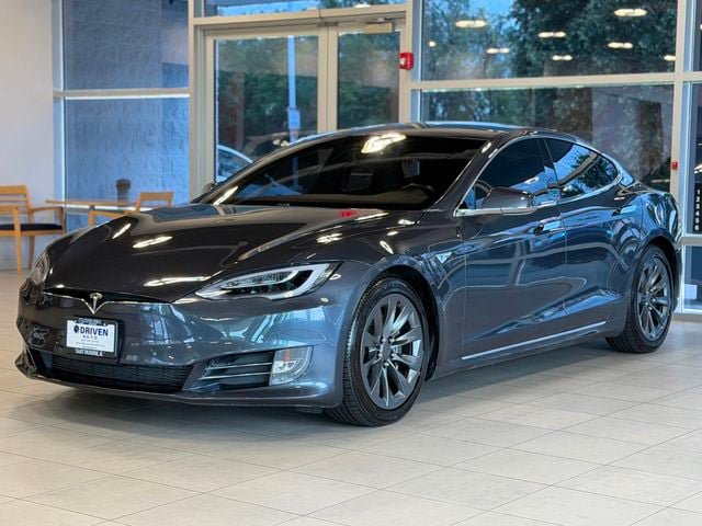 Used 2016 Tesla Model S AWD image 4