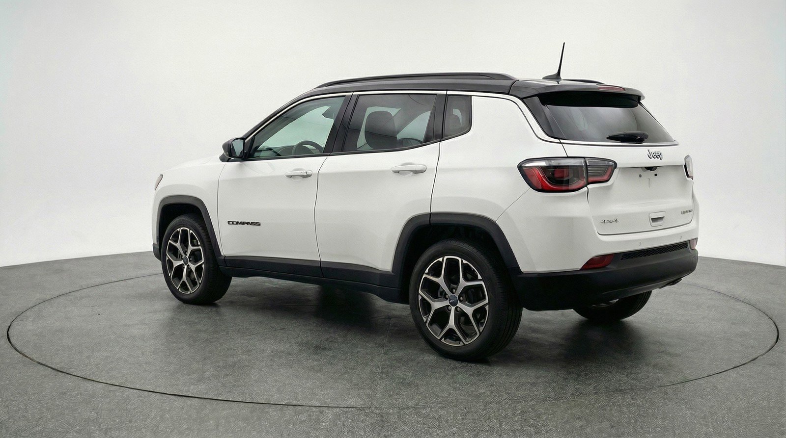 Used 2025 Jeep Compass Limited image 6