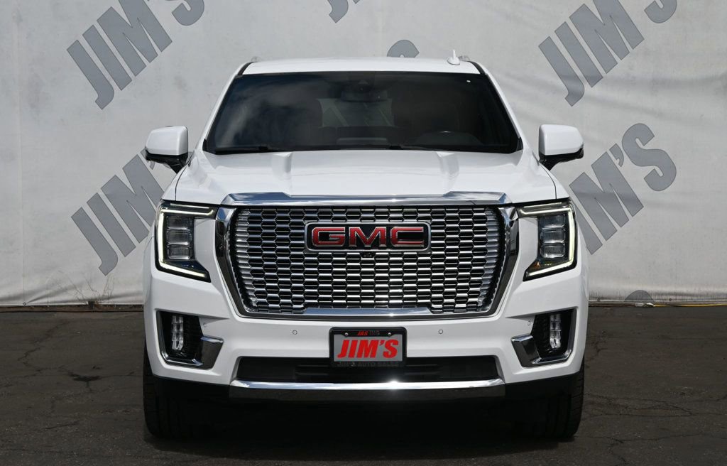 Used 2022 GMC Yukon SLT w/ SLT Luxury Package image 2