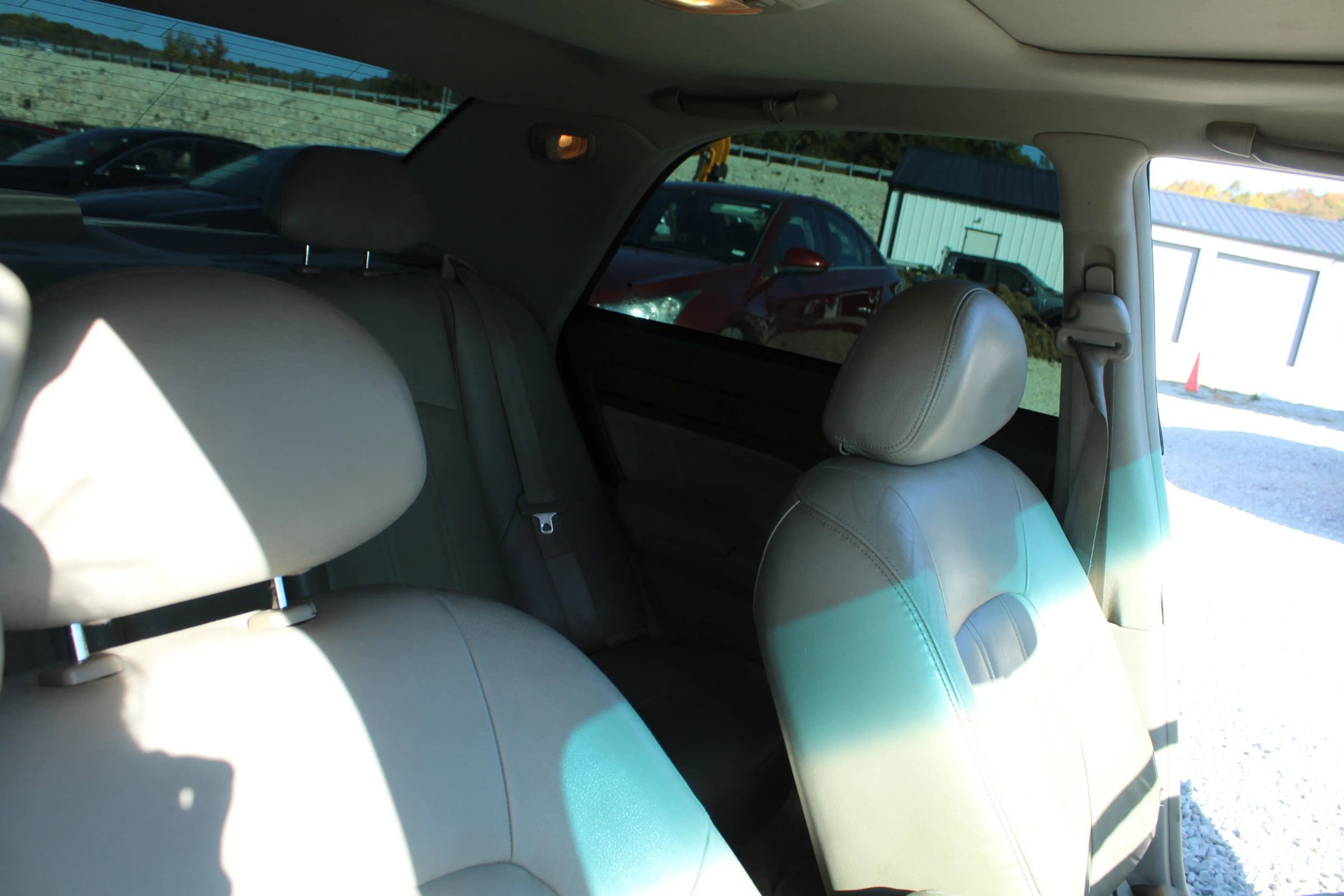 Used 2005 Hyundai XG350 L image 24