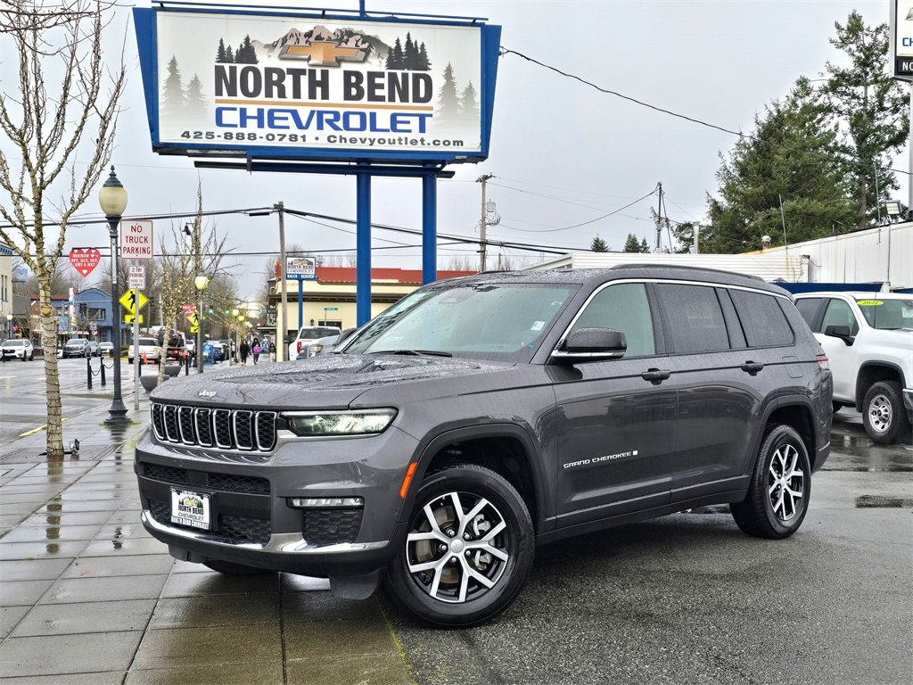 Used 2024 Jeep Grand Cherokee L Limited w/ Luxury Tech Group II image 1