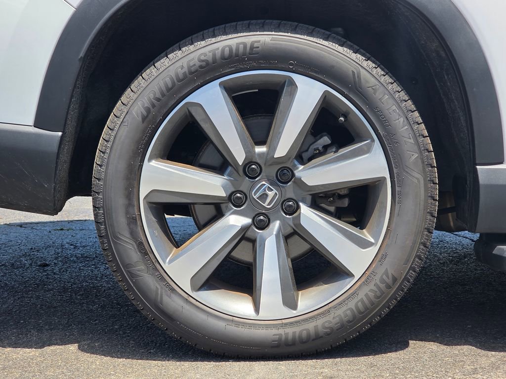 Used 2024 Honda Pilot Elite image 8