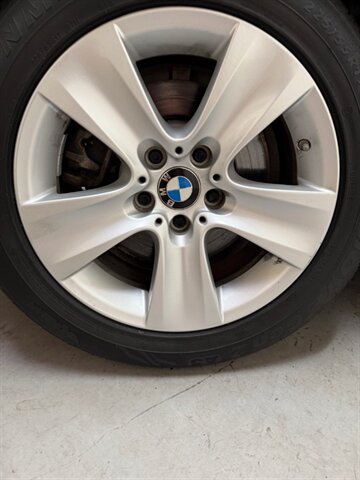 Used 2013 BMW 528i Sedan RWD image 33
