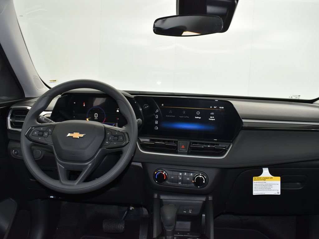 New 2025 Chevrolet TrailBlazer LS w/ LS Convenience Package FWD image 18