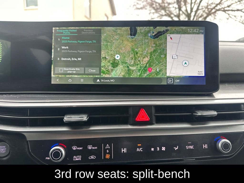 Used 2024 Kia Sorento S image 18