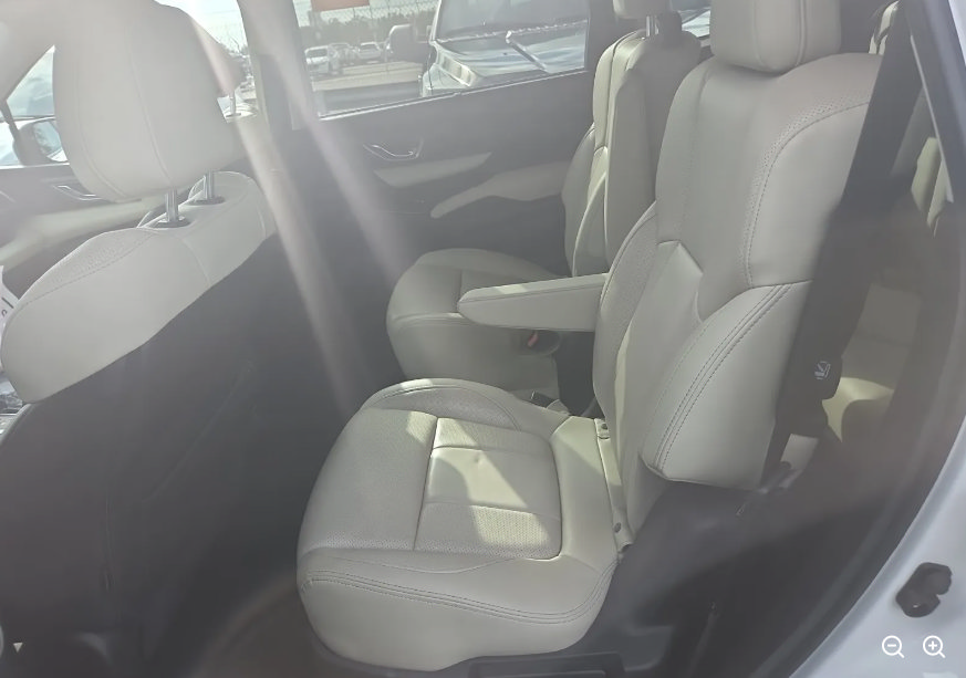 Used 2023 Subaru Ascent Limited AWD/4WD image 11