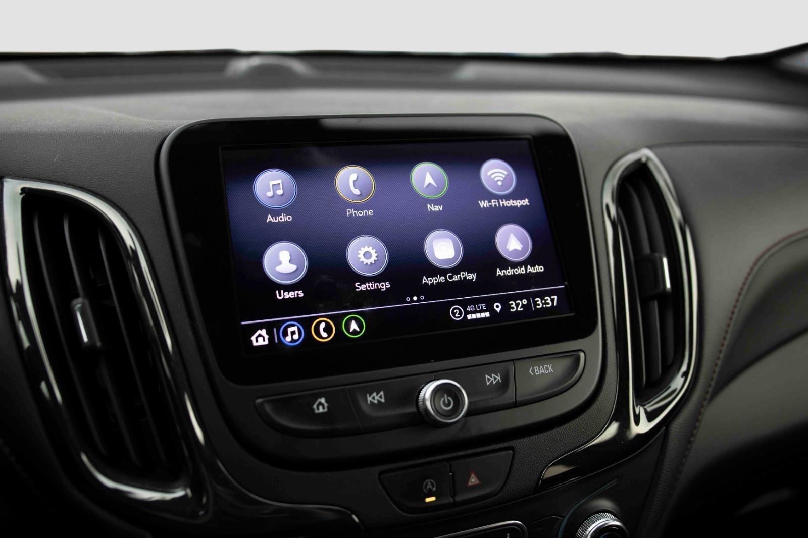 Used 2022 Chevrolet Equinox RS w/ Infotainment Package image 8