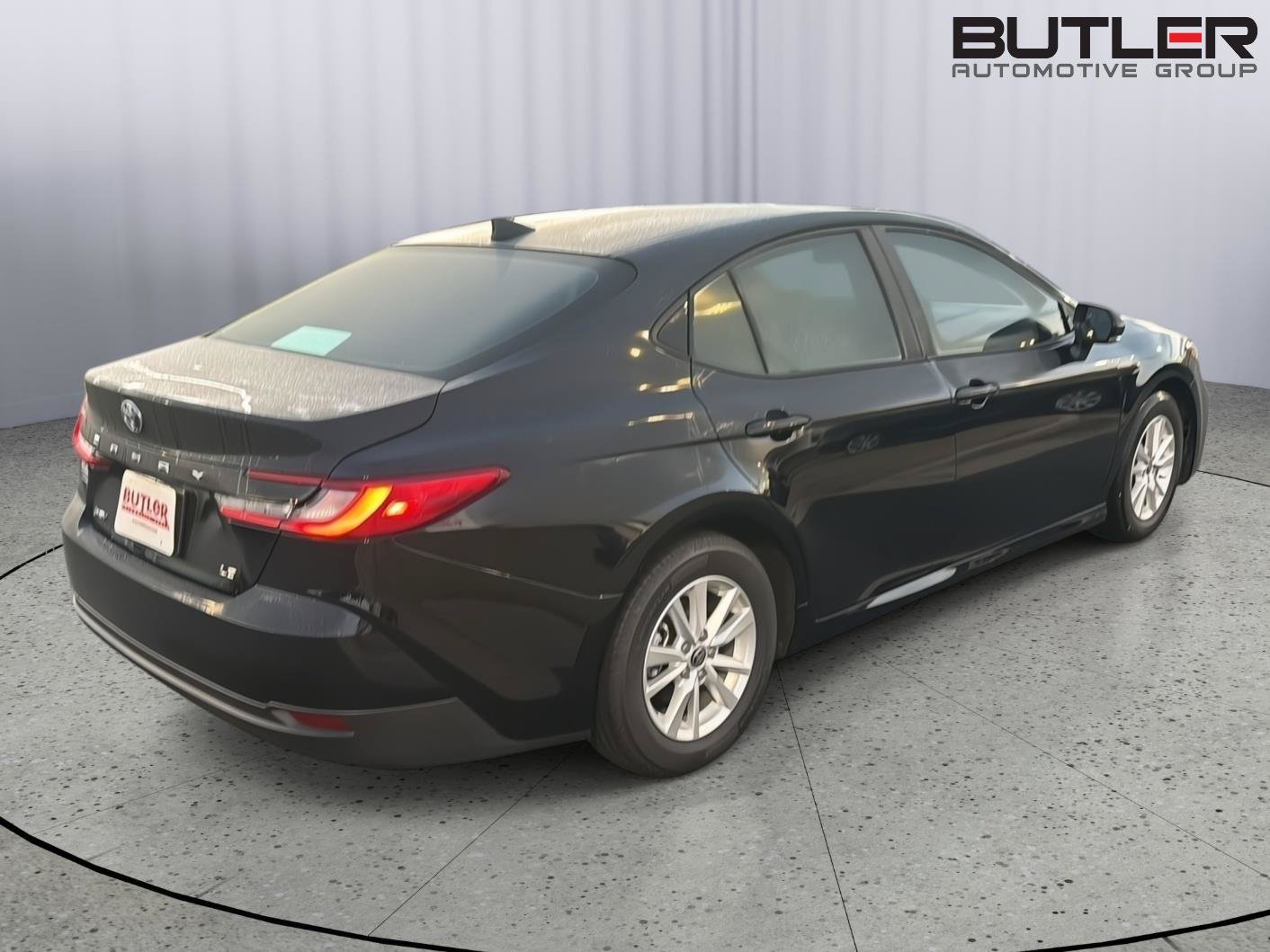 Certified 2025 Toyota Camry LE FWD image 6