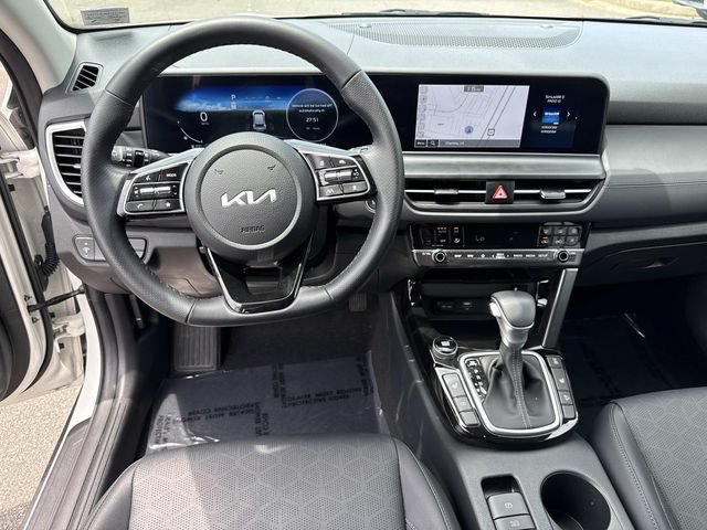 Used 2024 Kia Seltos SX AWD/4WD image 16