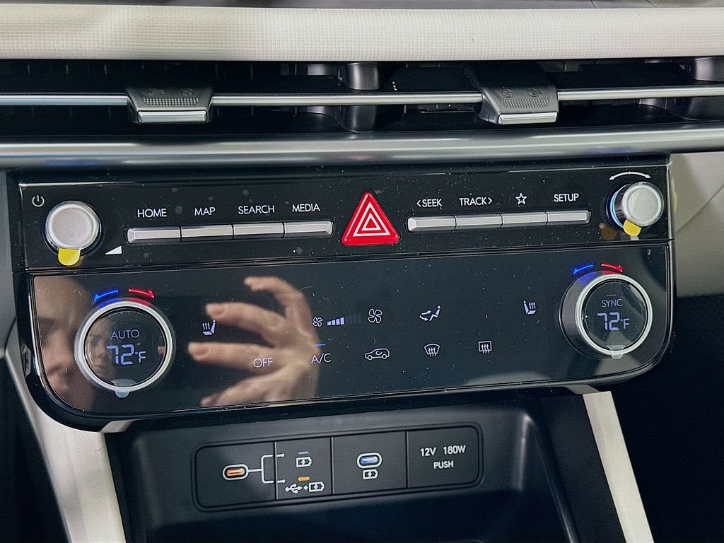 New 2026 Hyundai Tucson SEL FWD image 13