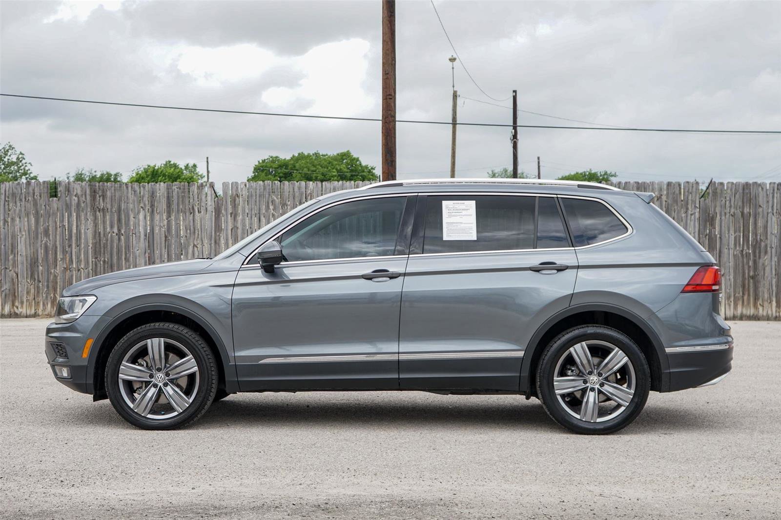 Used 2021 Volkswagen Tiguan SEL image 7