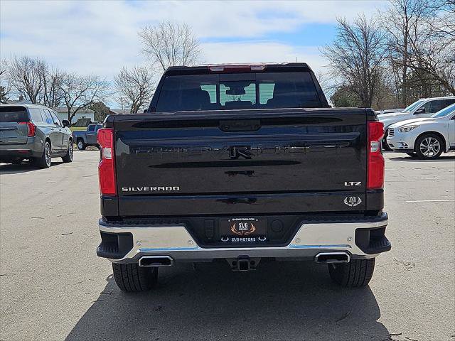 Used 2025 Chevrolet Silverado 1500 LTZ w/ LTZ Convenience Package II AWD/4WD image 23