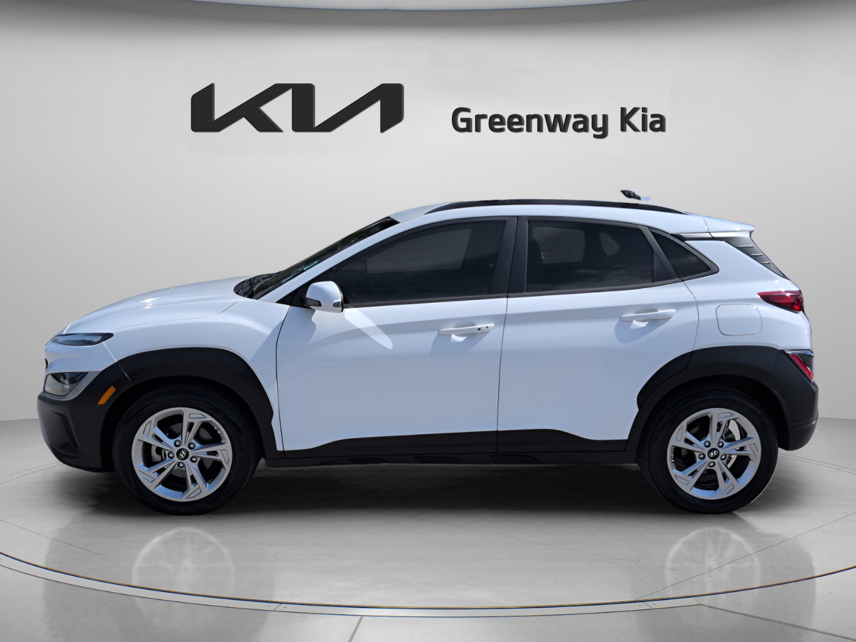 Used 2023 Hyundai Kona SEL FWD image 9