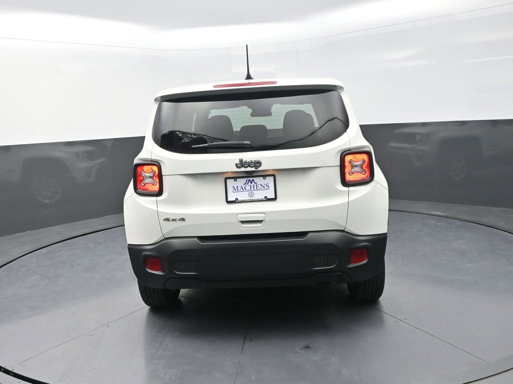 Used 2023 Jeep Renegade Latitude image 9