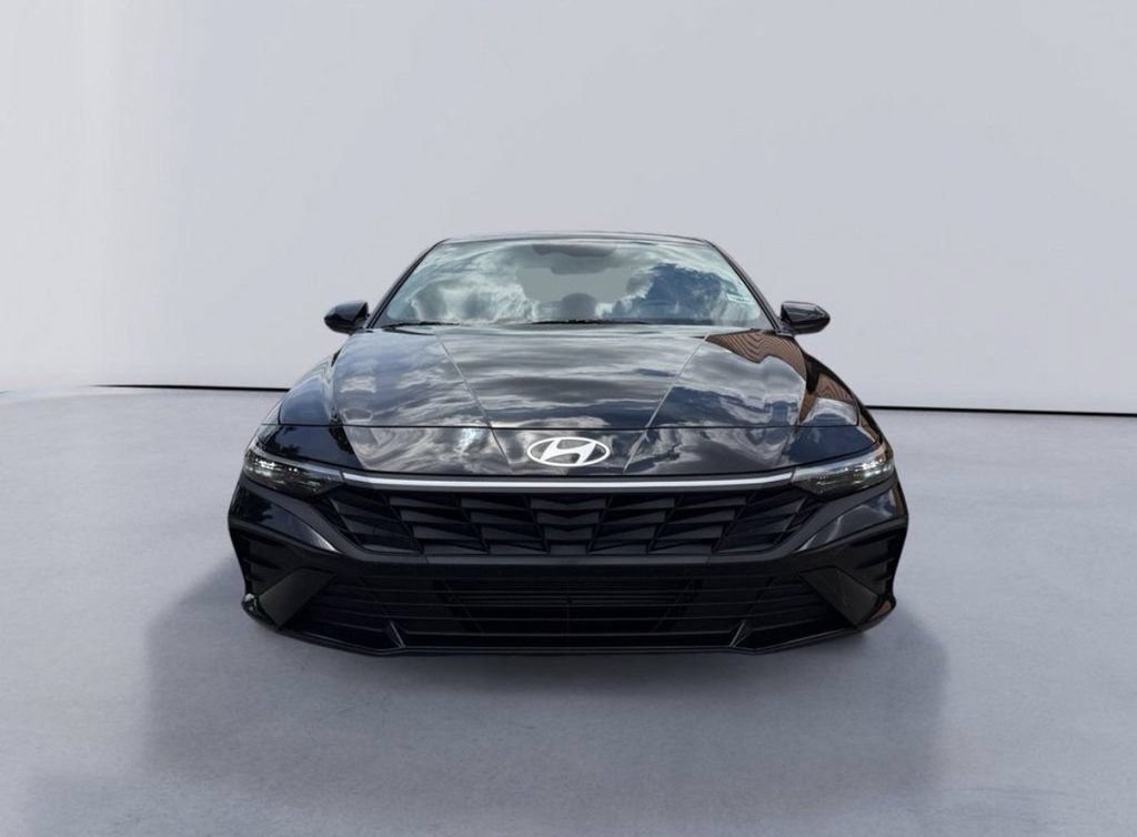 New 2026 Hyundai Elantra SE FWD image 8