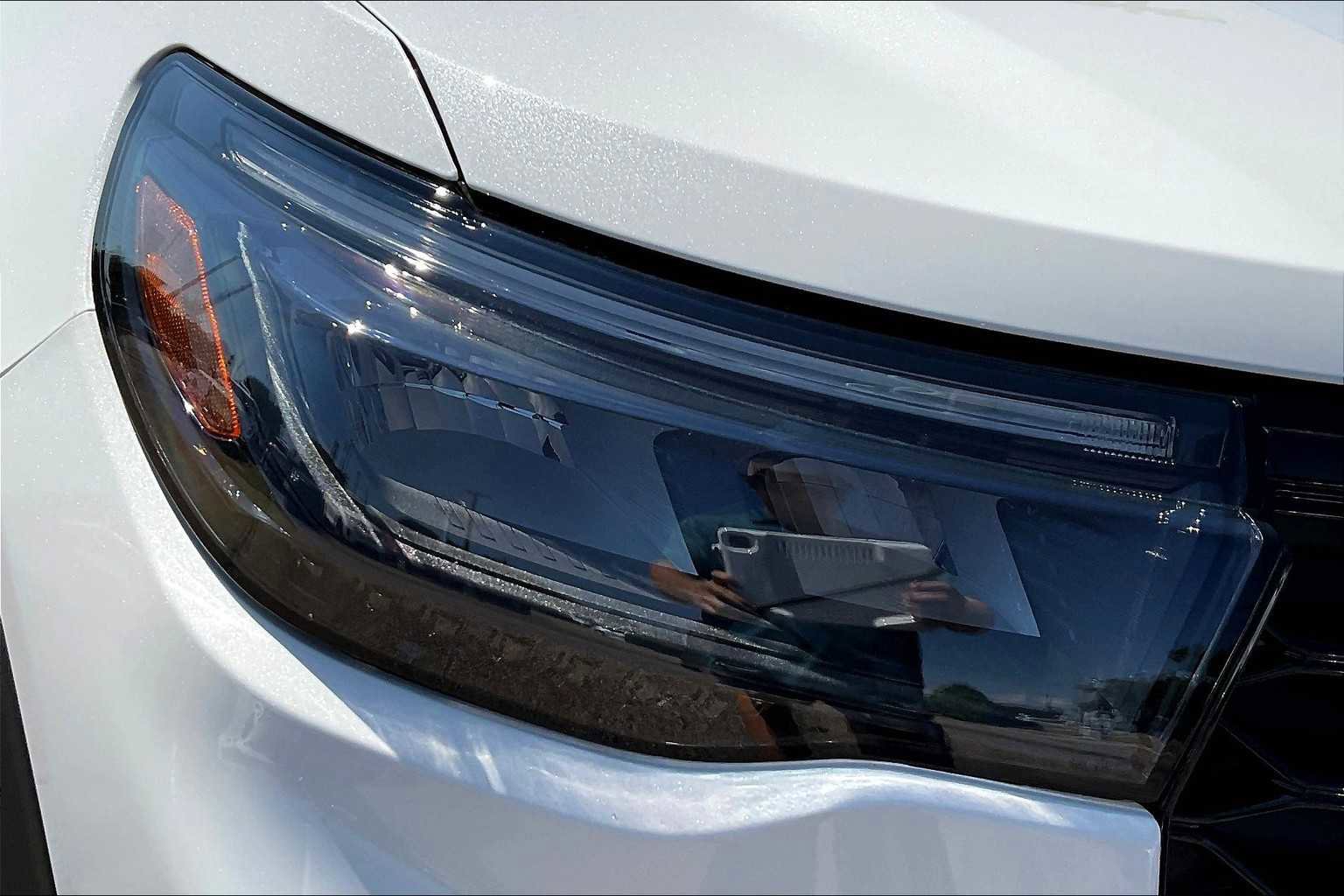 New 2025 Ford Explorer ST-Line w/ Premium Package image 13