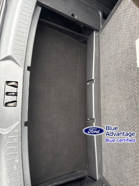 Used 2022 Ford Explorer XLT w/ Equipment Group 202A image 46