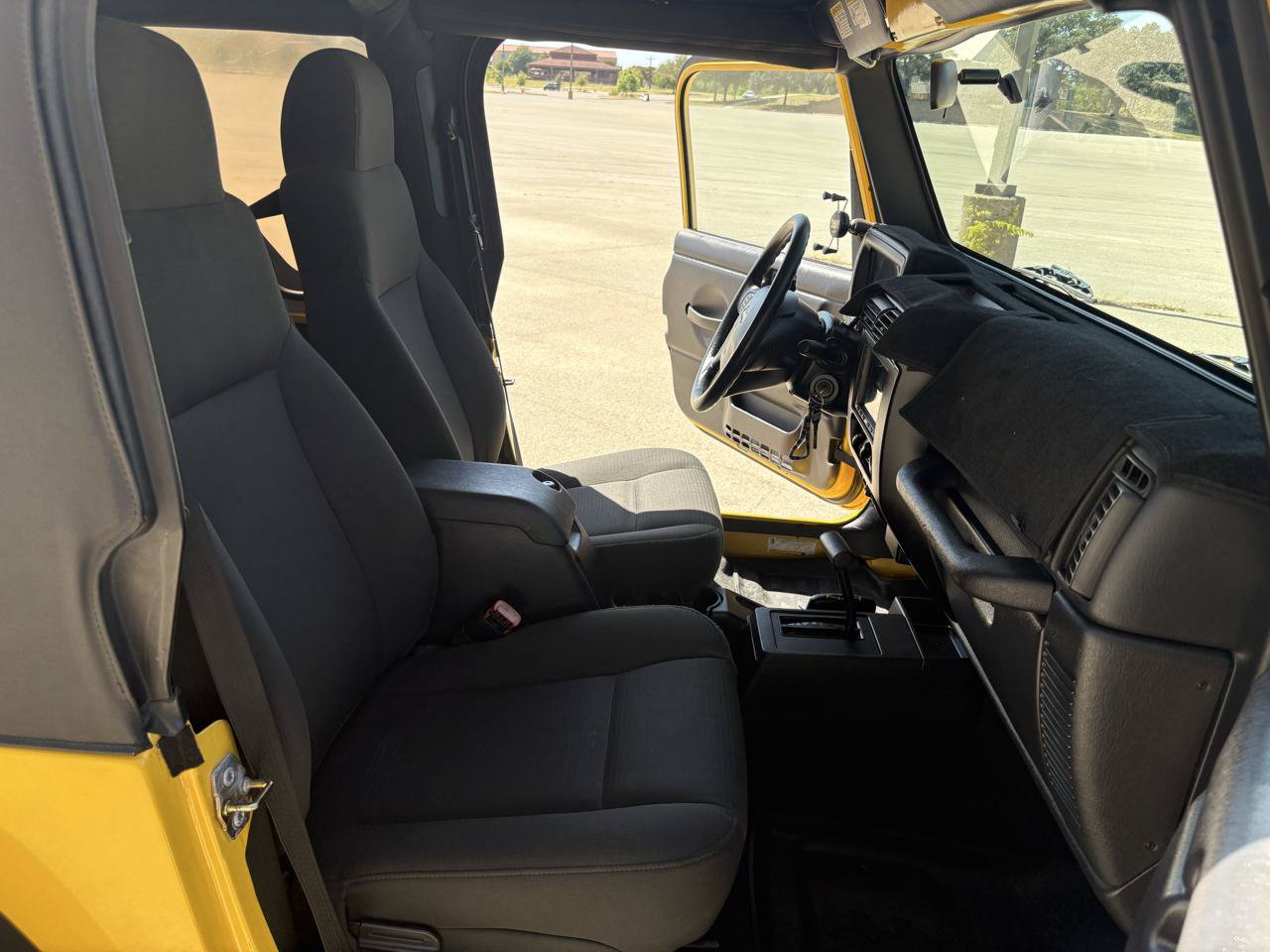 Used 2006 Jeep Wrangler X AWD/4WD image 73