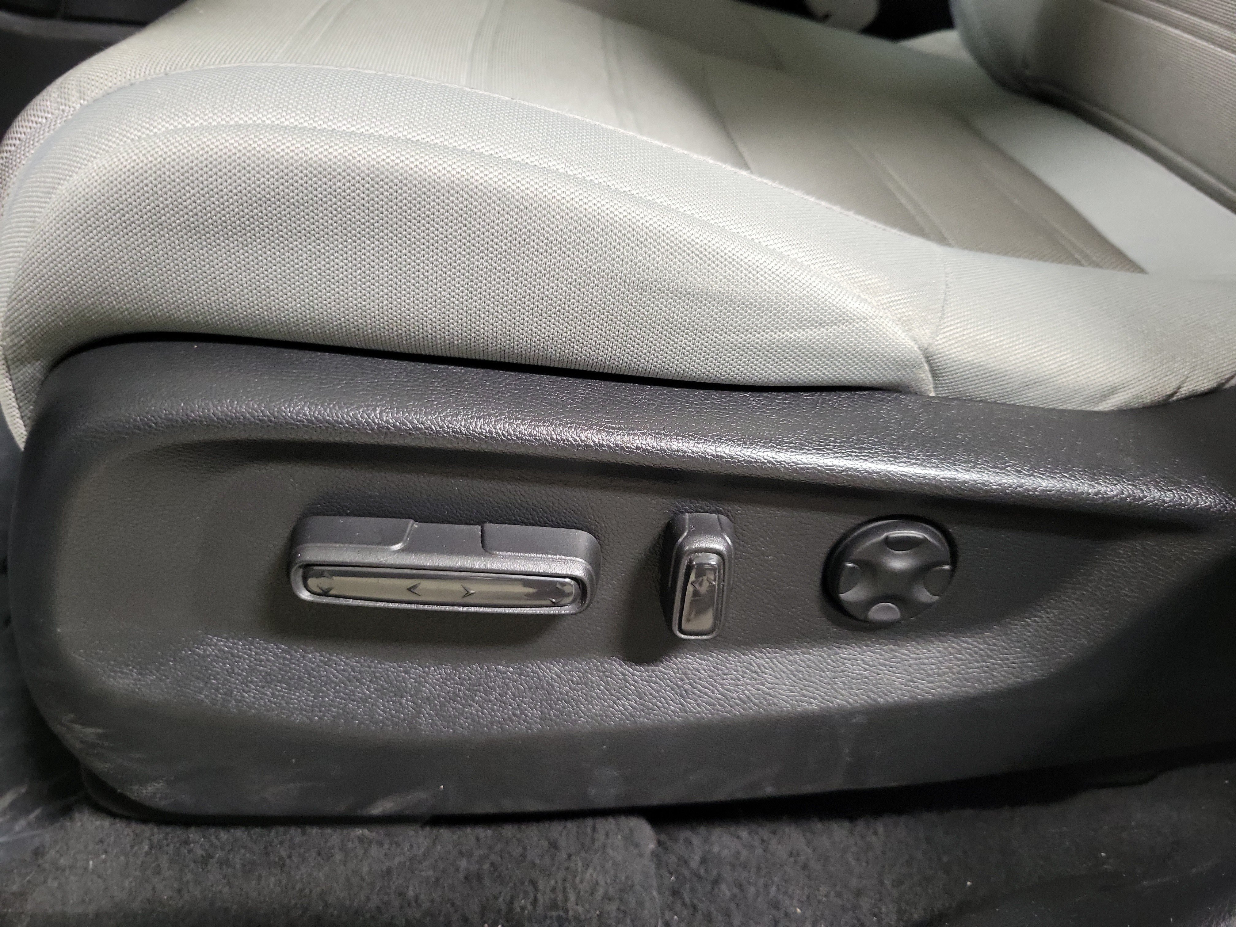 Certified 2021 Honda CR-V EX image 20