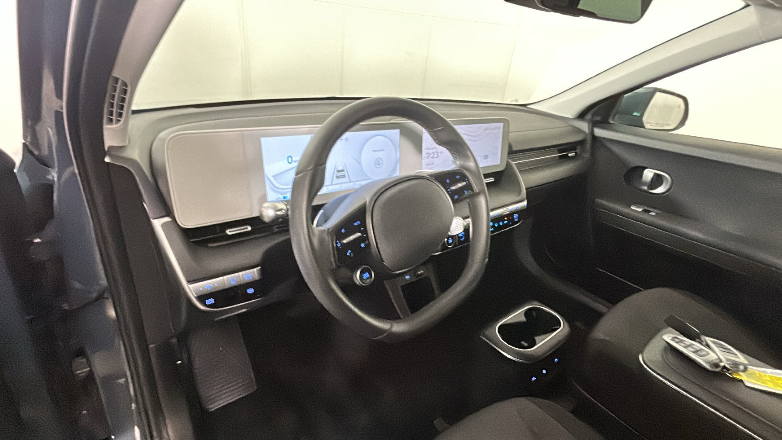 Used 2024 Hyundai Ioniq 5 SEL AWD/4WD image 17