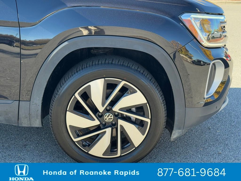 Used 2024 Volkswagen Atlas SE image 41