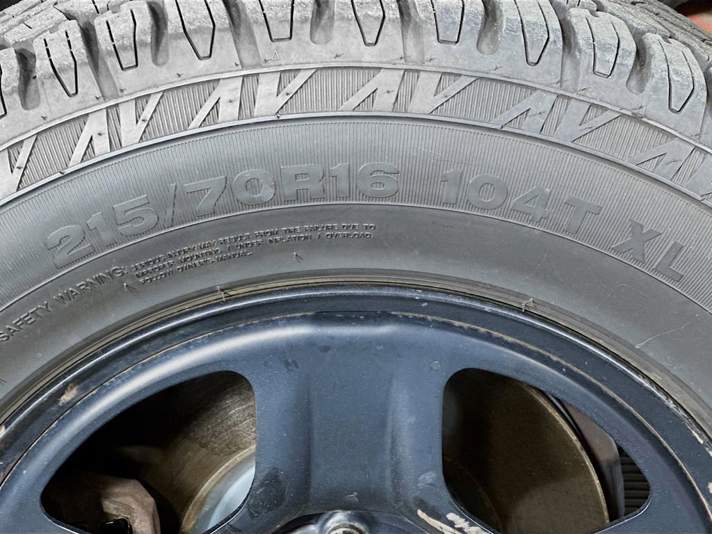 Used 2017 Jeep Renegade Sport w/ Power & Air Group image 31