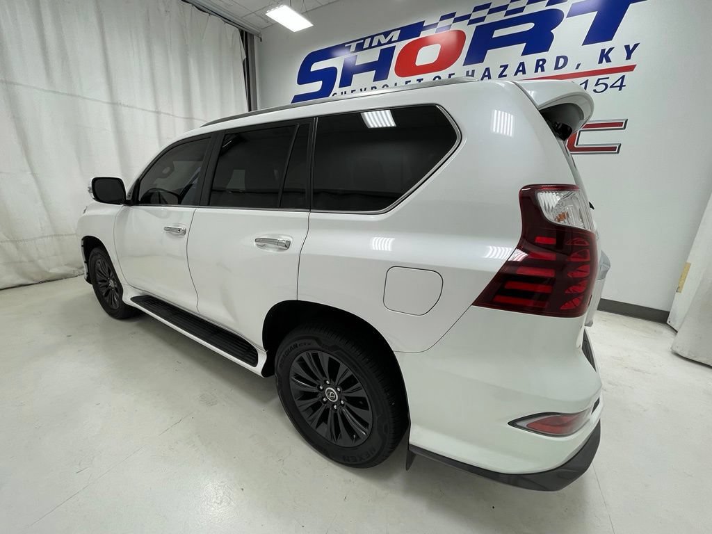 Used 2021 Lexus GX 460 Luxury w/ Sport Design Package AWD/4WD image 7