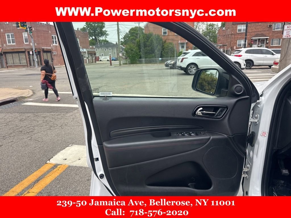 Used 2023 Dodge Durango GT image 29