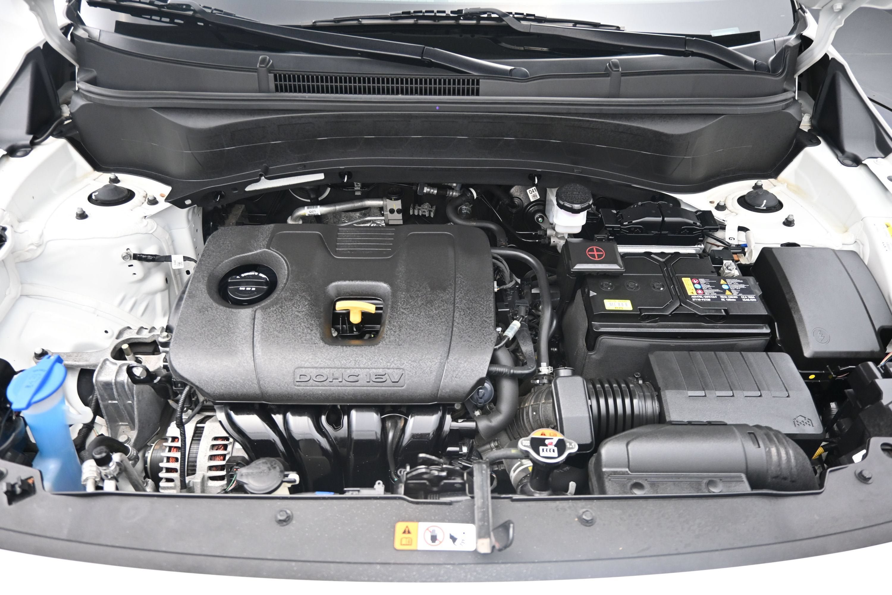 Used 2023 Kia Seltos S w/ Navigation Package FWD image 32
