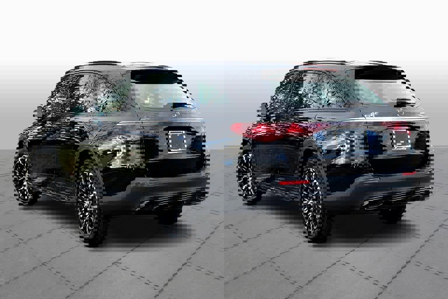 Certified 2025 Mercedes-Benz E 450 4MATIC All-Terrain Wagon image 16