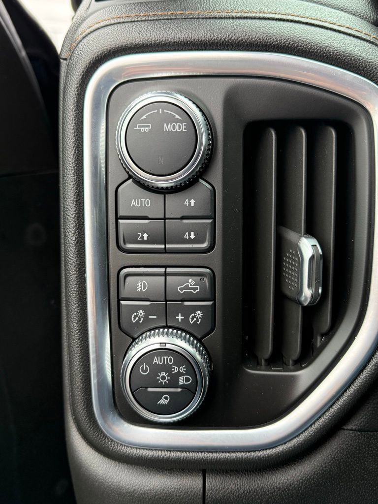 Used 2021 GMC Sierra 1500 AT4 w/ AT4 Value Package image 21