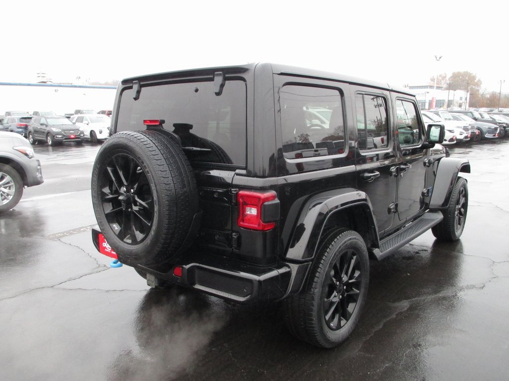 Used 2021 Jeep Wrangler Unlimited Sahara image 5