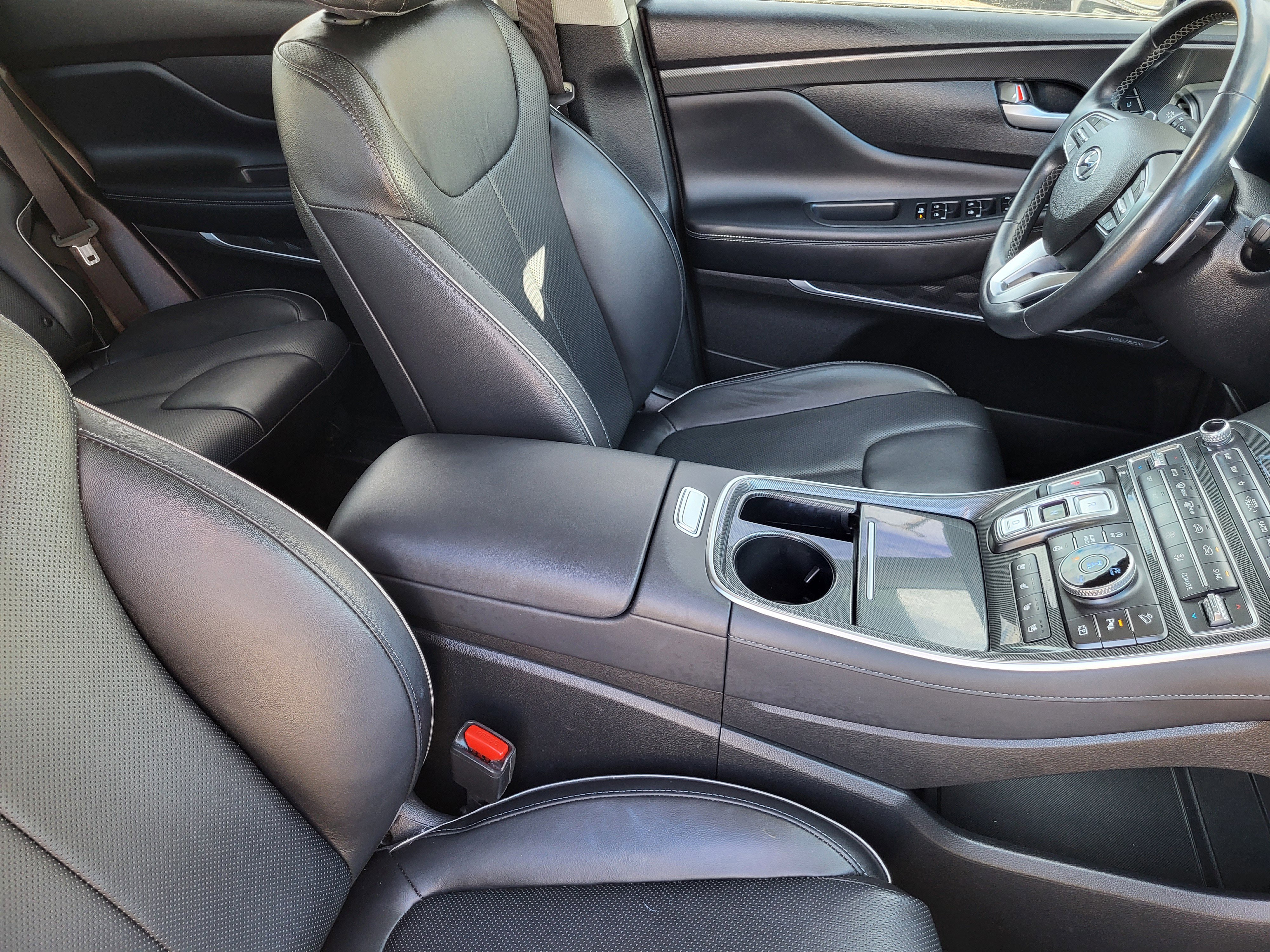 Used 2021 Hyundai Santa Fe Limited image 14