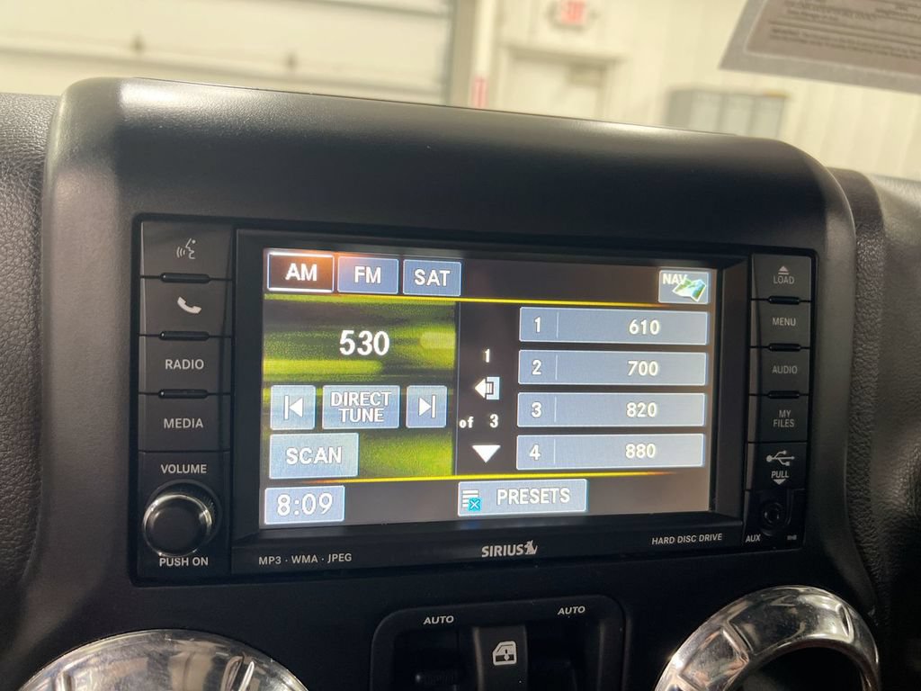 Used 2015 Jeep Wrangler Sport AWD/4WD image 14