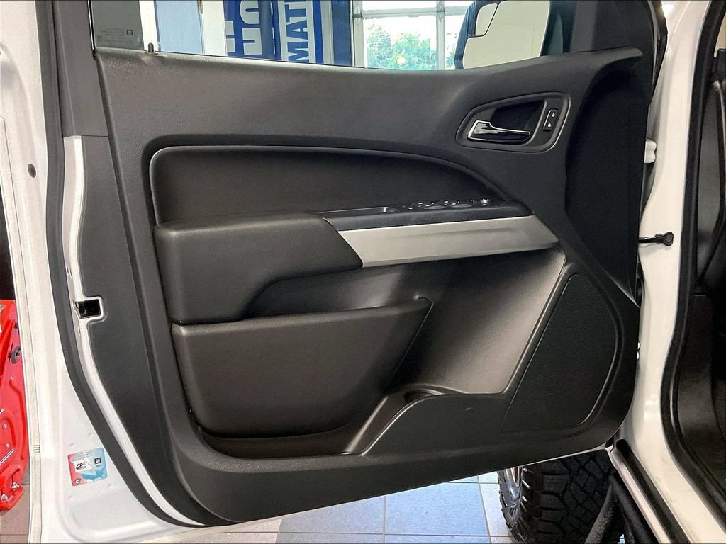 Used 2022 Chevrolet Colorado ZR2 AWD/4WD image 9