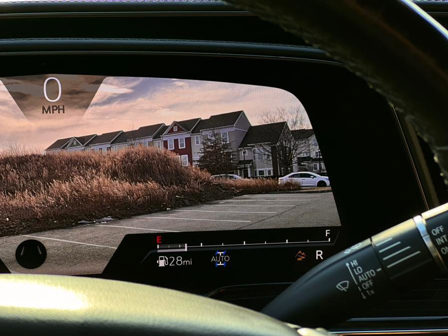 Used 2021 Cadillac Escalade Sport w/ Driver Assist Tech Package image 40