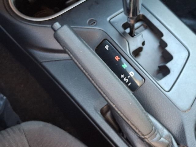 Used 2016 Toyota RAV4 LE image 25