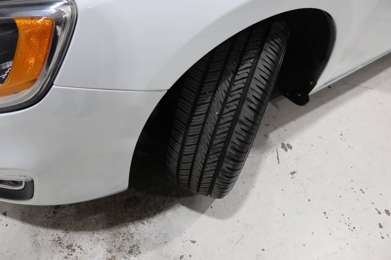 Used 2016 Volvo S60 T5 Premier w/ Convenience Package FWD image 11