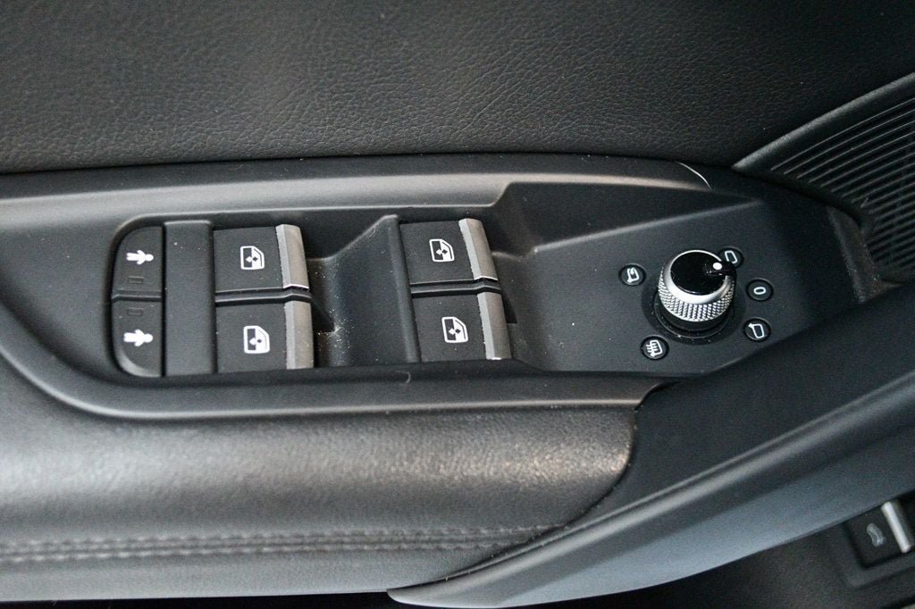 Used 2019 Audi Q5 Prestige AWD/4WD image 74