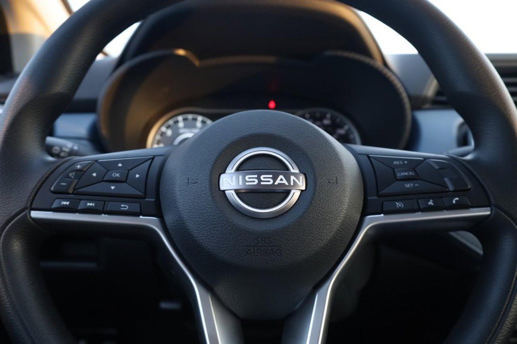 New 2025 Nissan Versa SV w/ Trunk Package FWD image 8