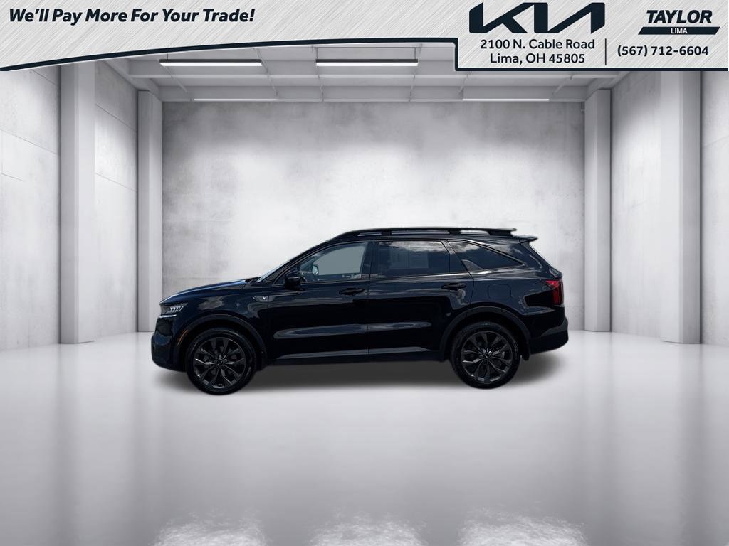 Used 2023 Kia Sorento AWD image 3