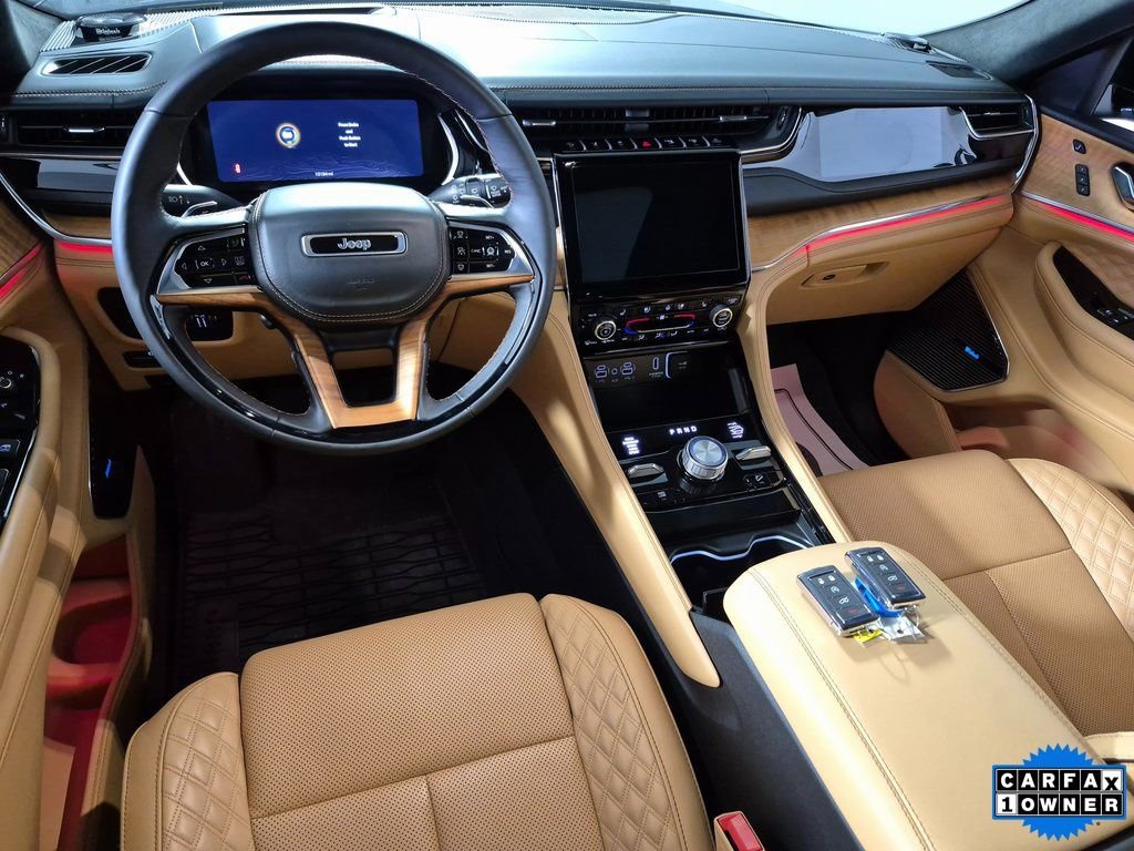 Used 2024 Jeep Grand Cherokee Summit image 10